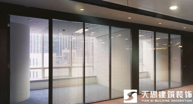 <a href=http://m.jybxdl.cn/ target=_blank class=infotextkey>合肥辦公室裝修</a>玻璃